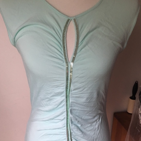 Super soft! Women’s Willi Smith Sleeveless - Picture 2 of 6